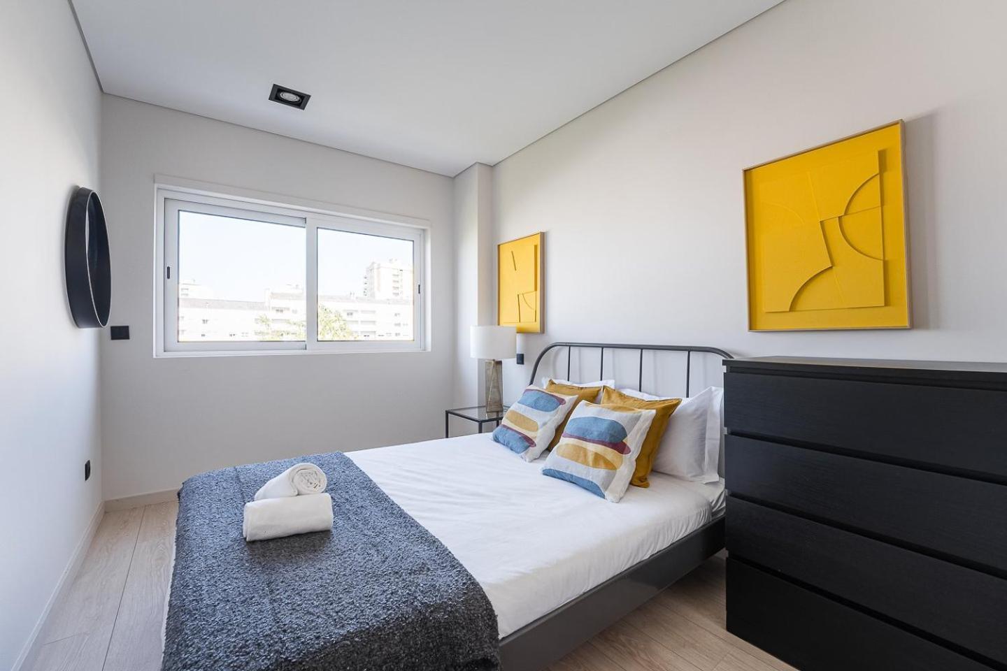 Guestready - Quental Wallpaper Near Marques Square بورتو المظهر الخارجي الصورة