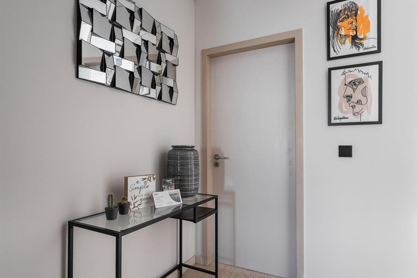 Guestready - Quental Wallpaper Near Marques Square بورتو المظهر الخارجي الصورة