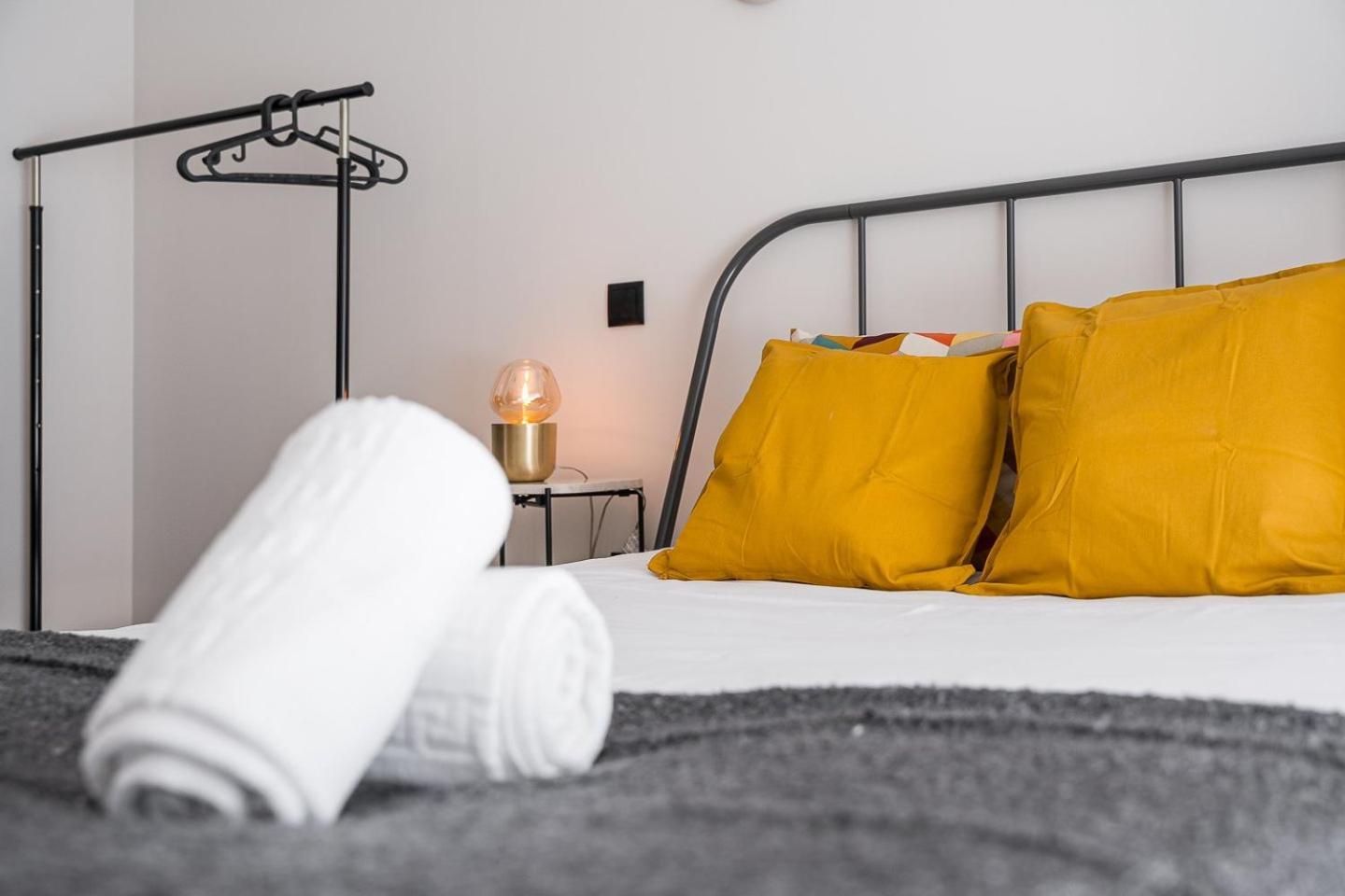 Guestready - Quental Wallpaper Near Marques Square بورتو المظهر الخارجي الصورة