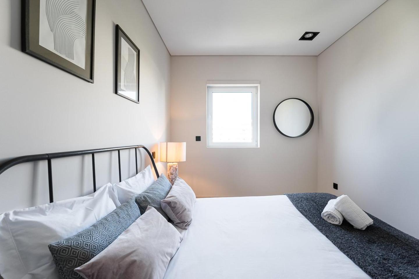 Guestready - Quental Wallpaper Near Marques Square بورتو المظهر الخارجي الصورة
